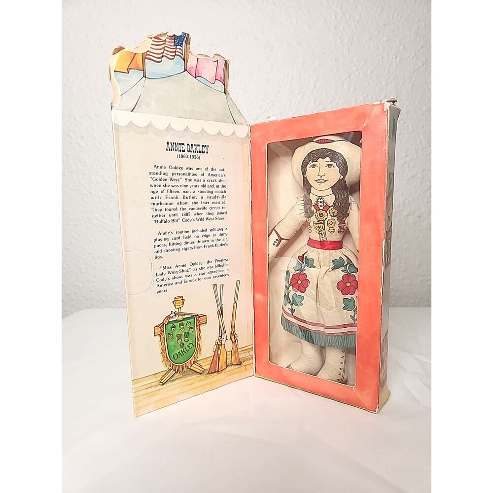 HALLMARK 1979 Annie Oakley Cloth Doll Famous Americans Series 1 Vintage!